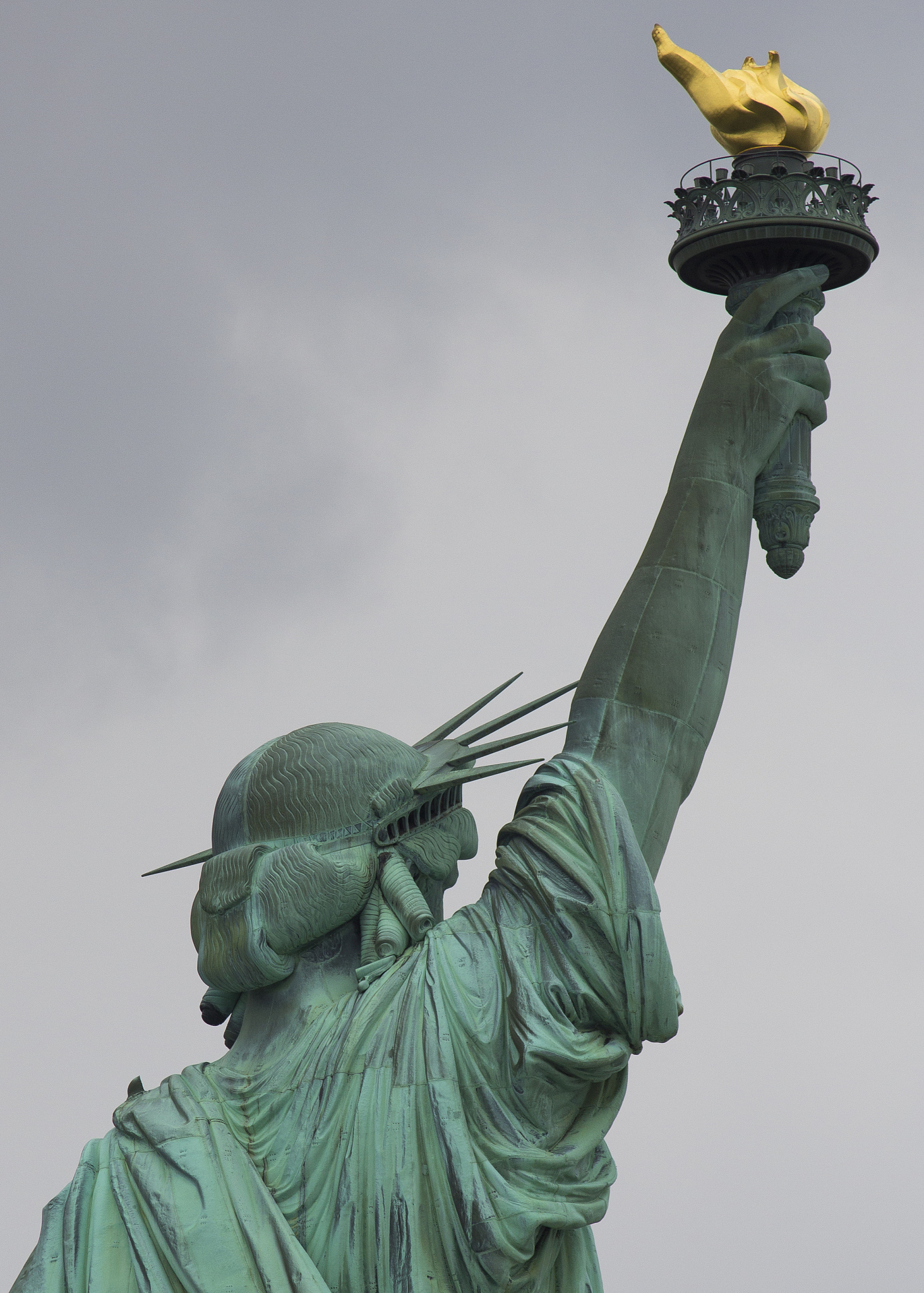 ◄ Tallest statue size comparison ► 给我个类似的文案并且翻译成中文