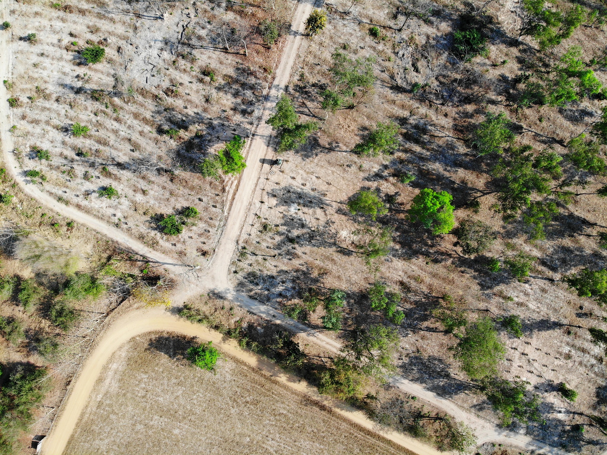 无人机高速公路边坡塌方自动识别技术路线、实施方案和指标