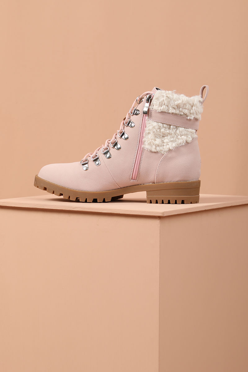 请给我一篇关于老爹鞋卖点的文章