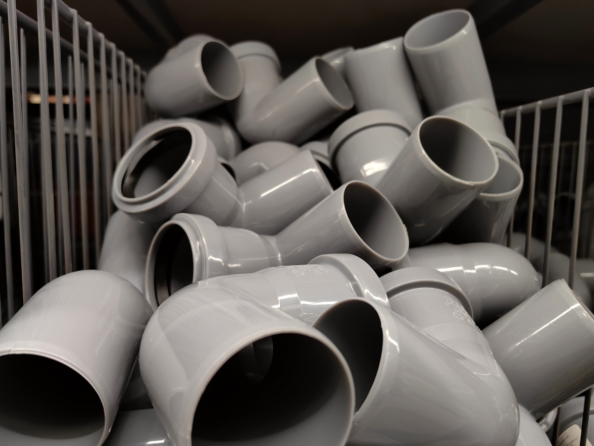 中水管网常用管道材质：铸铁、钢、塑料、复合管优缺点对比