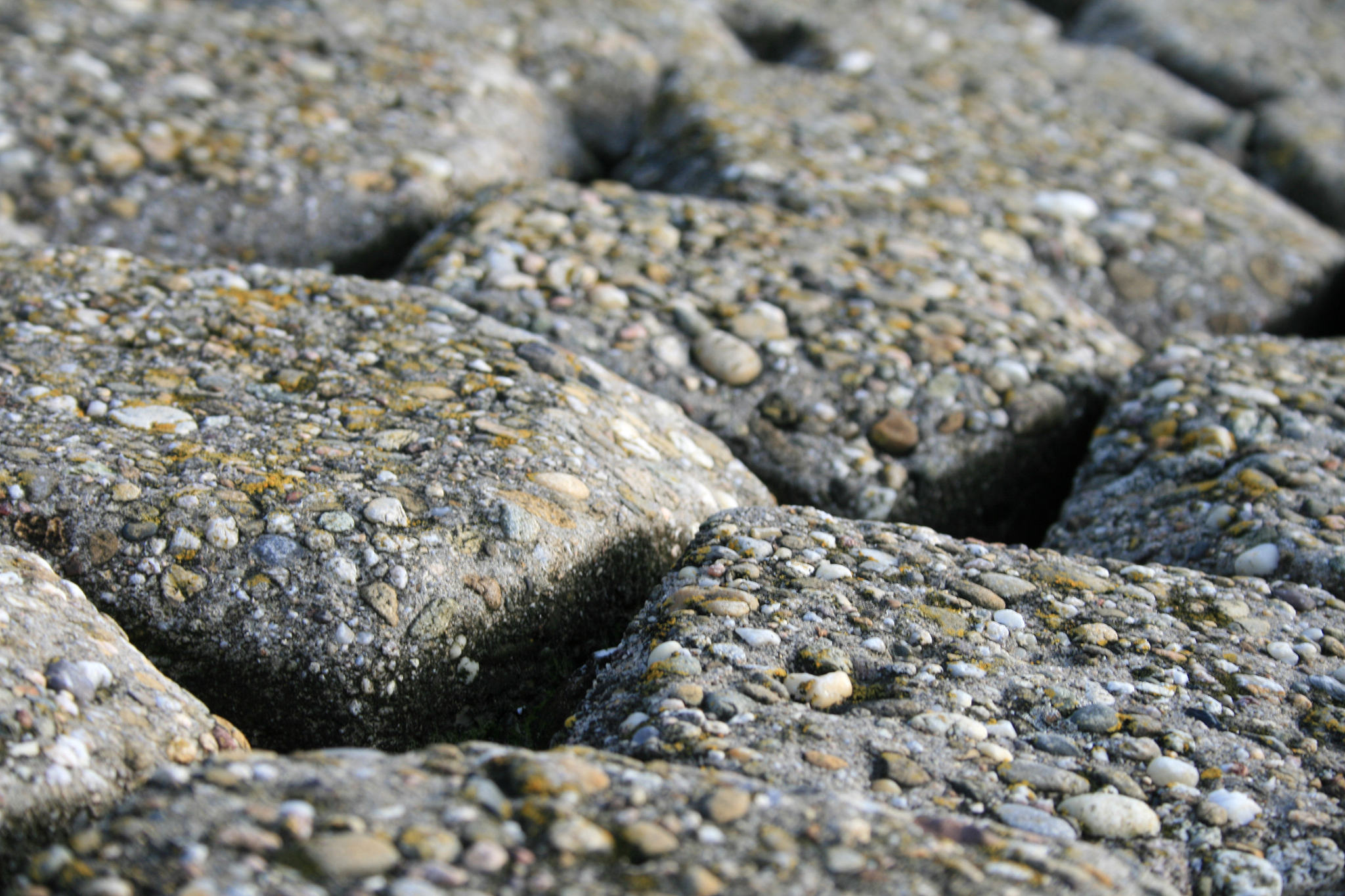 一吨玄武岩能出多少0.5石子？计算方法及影响因素