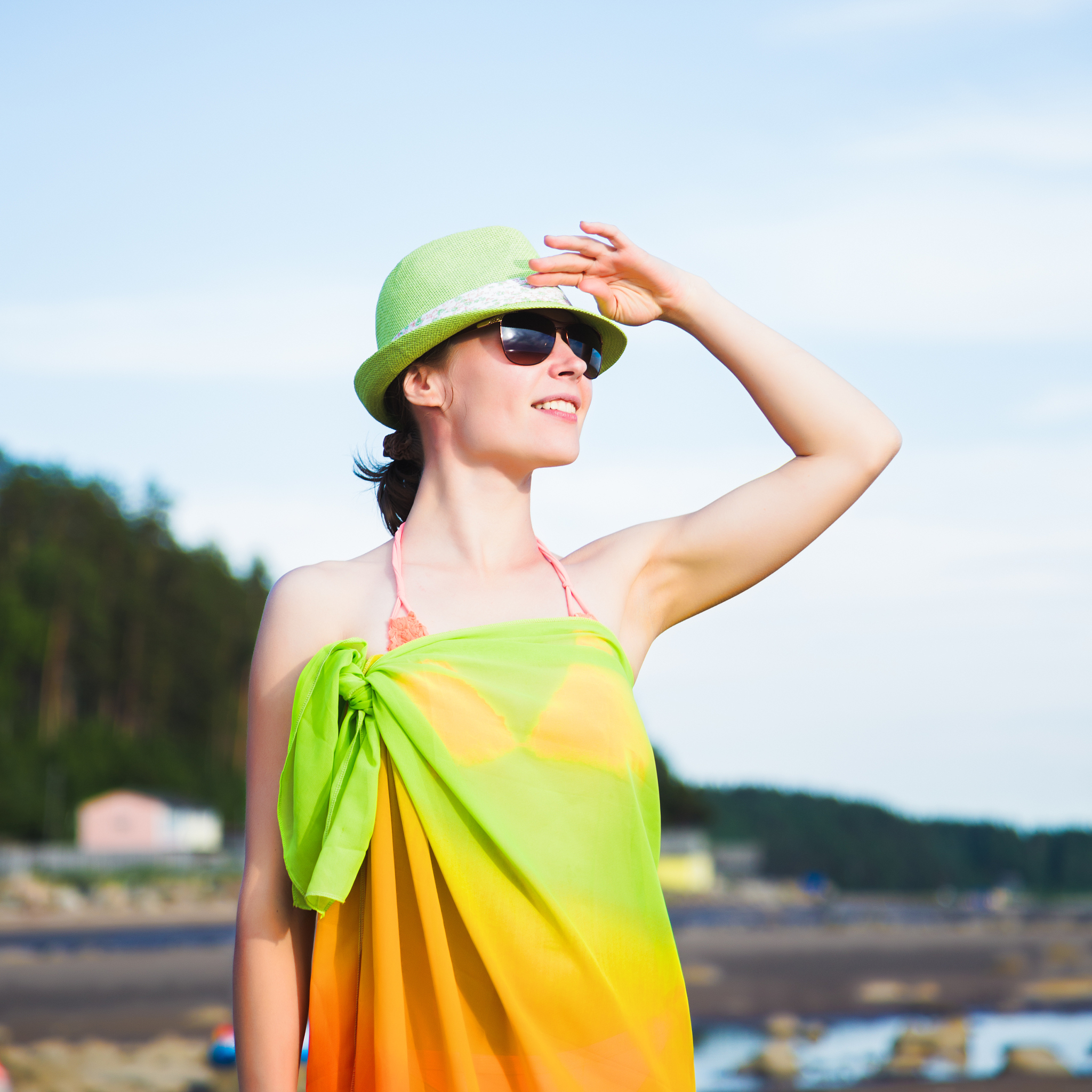 10句活泼用户评论：这款防晒服正火爆年轻人！