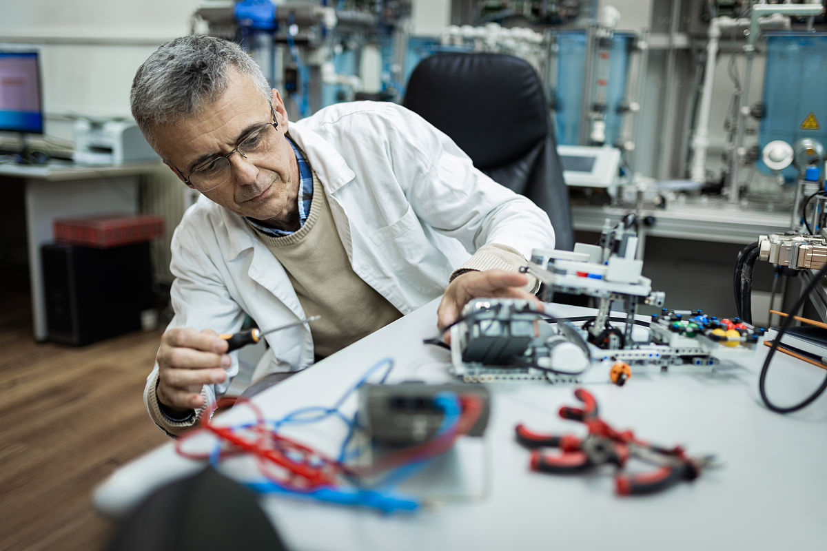 松原机电机械学校2022年招生简章 - 培养机电类专业人才的理想选择