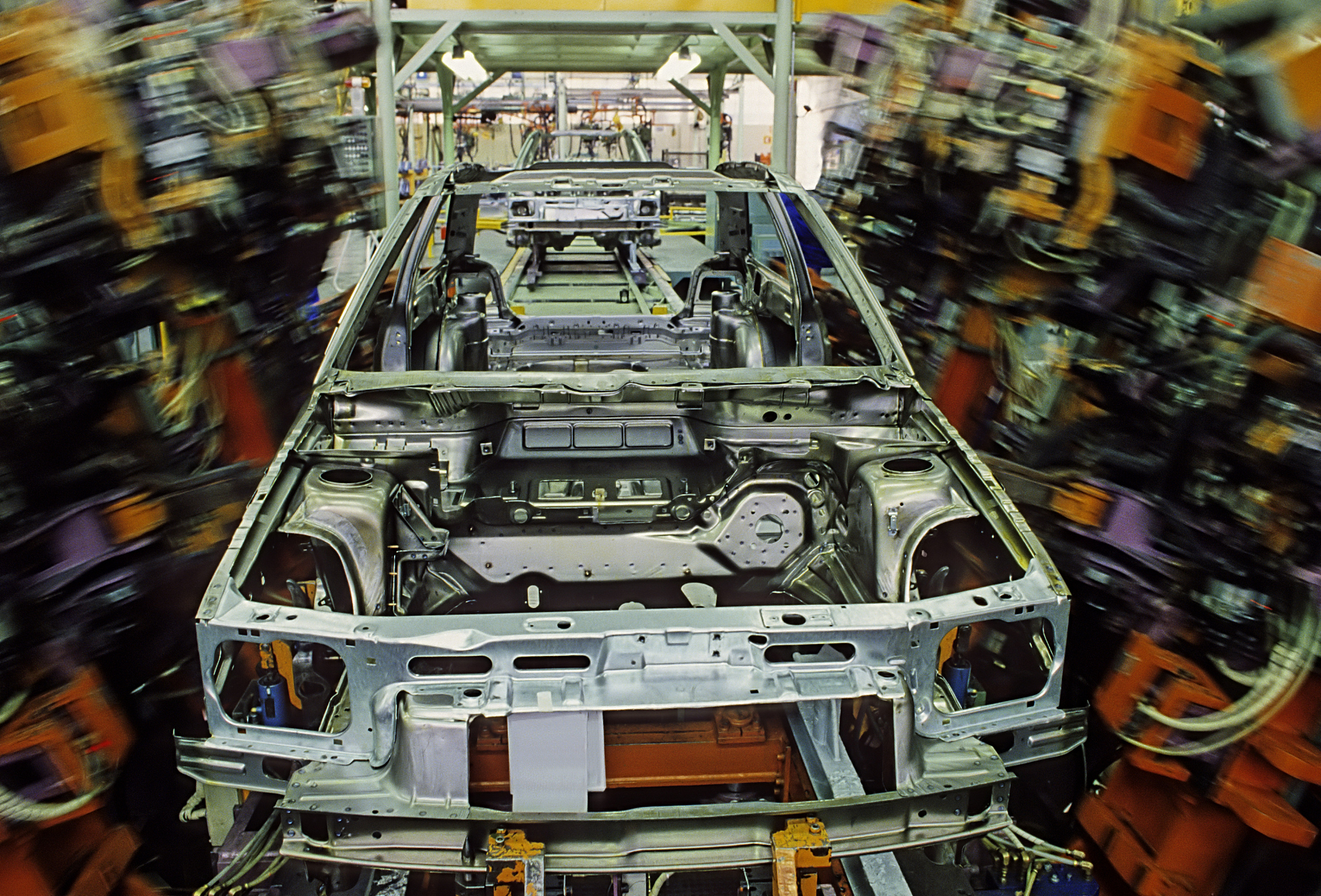 汽车新材料应用综述：从传统到未来