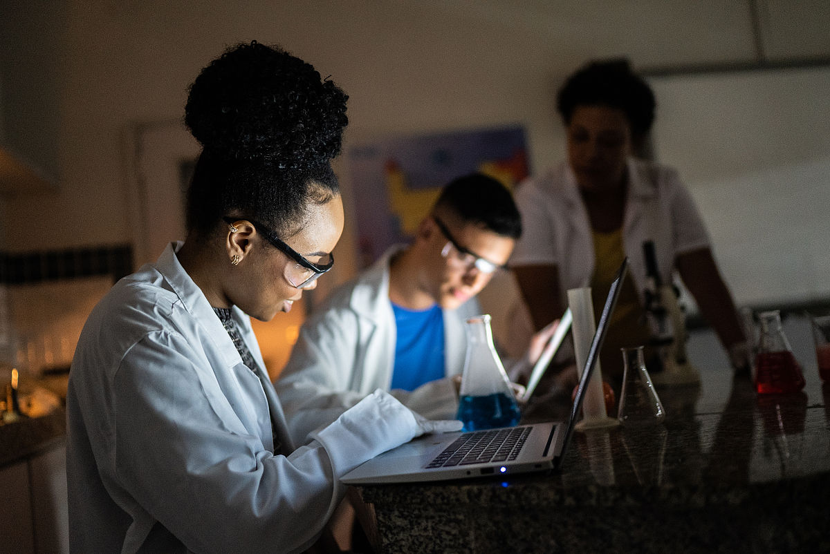 如何用实验的方法测定气体摩尔常数R