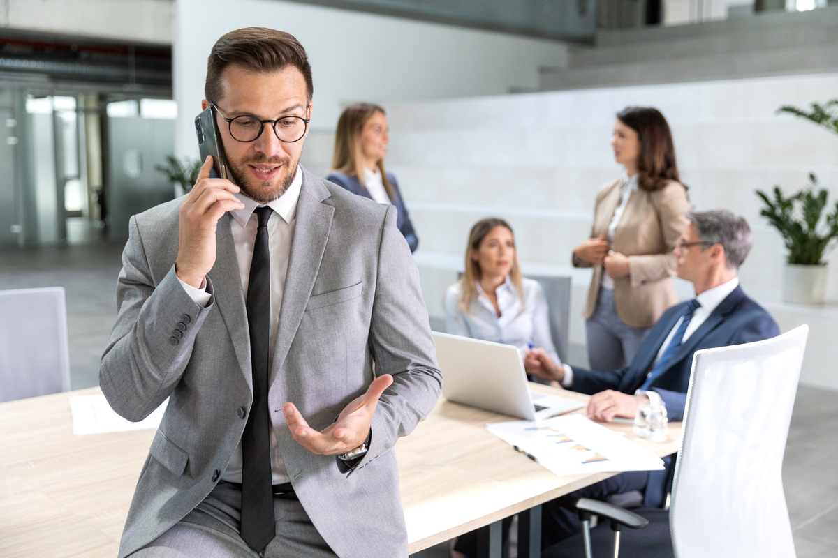 合格商务人士必备10大品质：提升职业竞争力