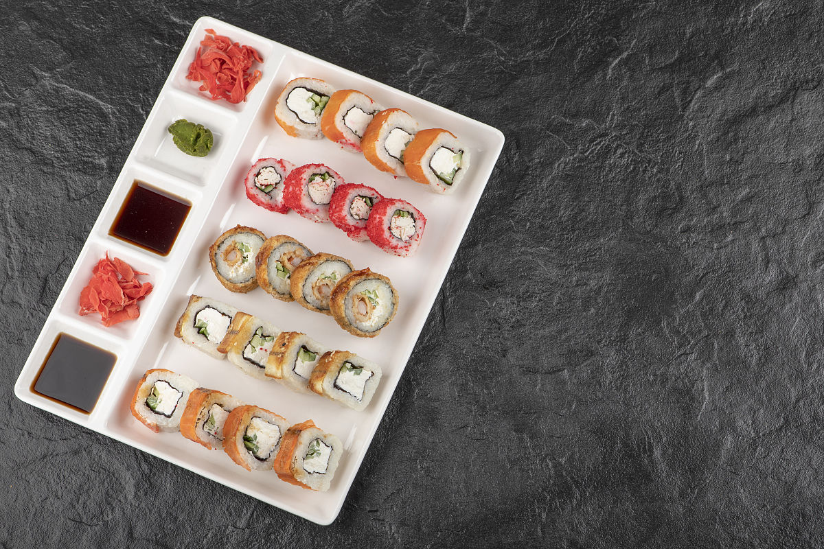 东不着边，西不着际是什么意思？ - 解释词语含义及应用场景