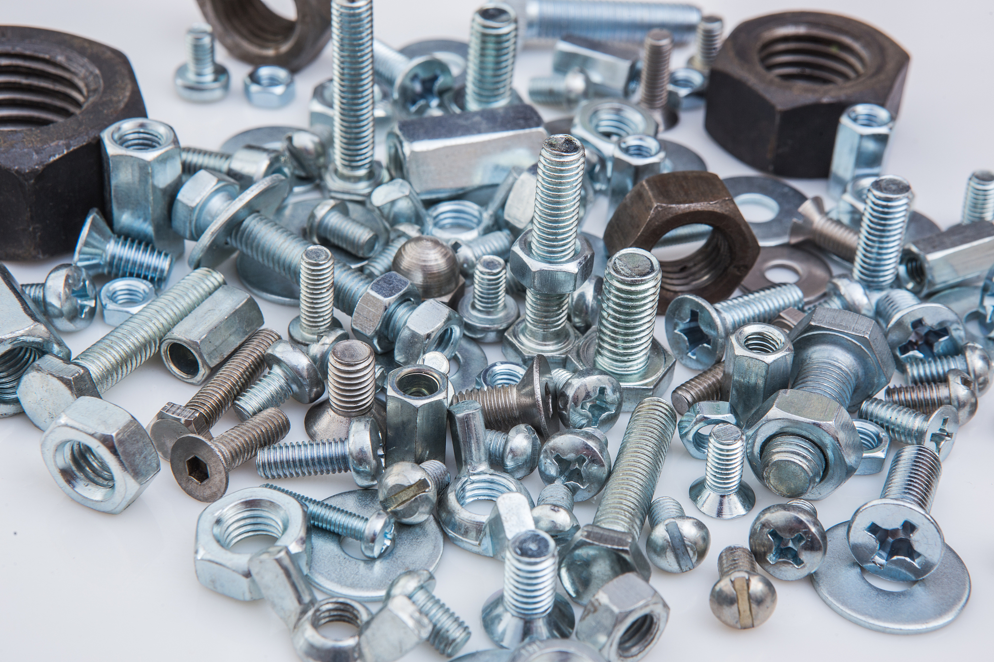 python flask 设备类型有多级父子关系设备有配件配件类型也在设备类型表中如何设计表