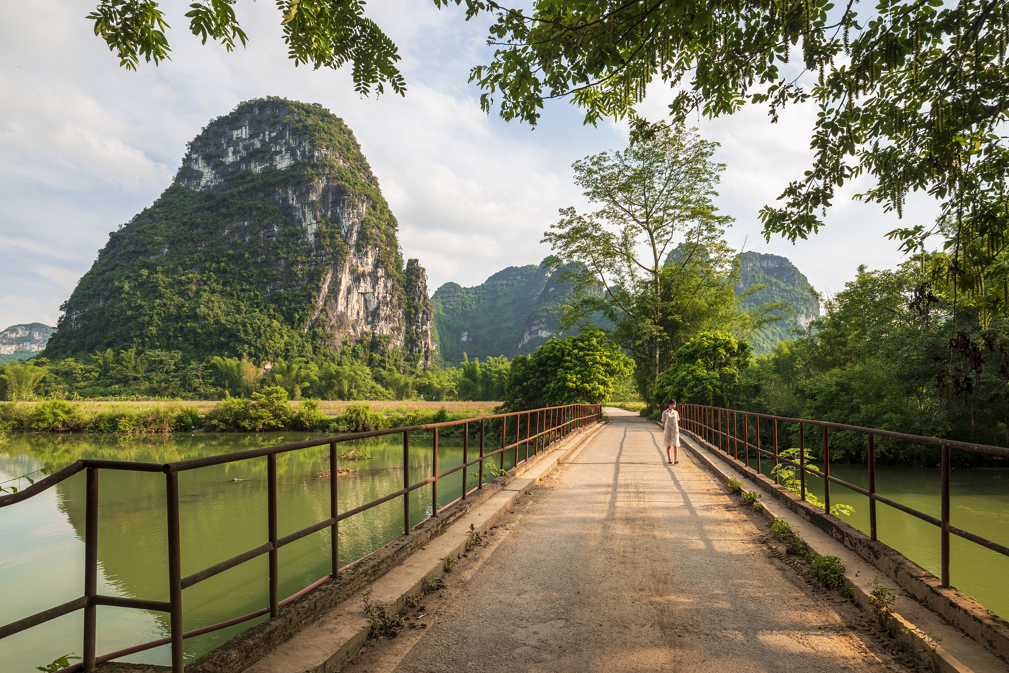 骑摩托车去忠湄镇：路线、风景、注意事项