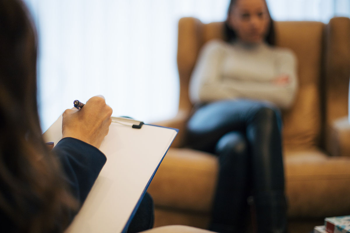 有什么三段式的心理学结构