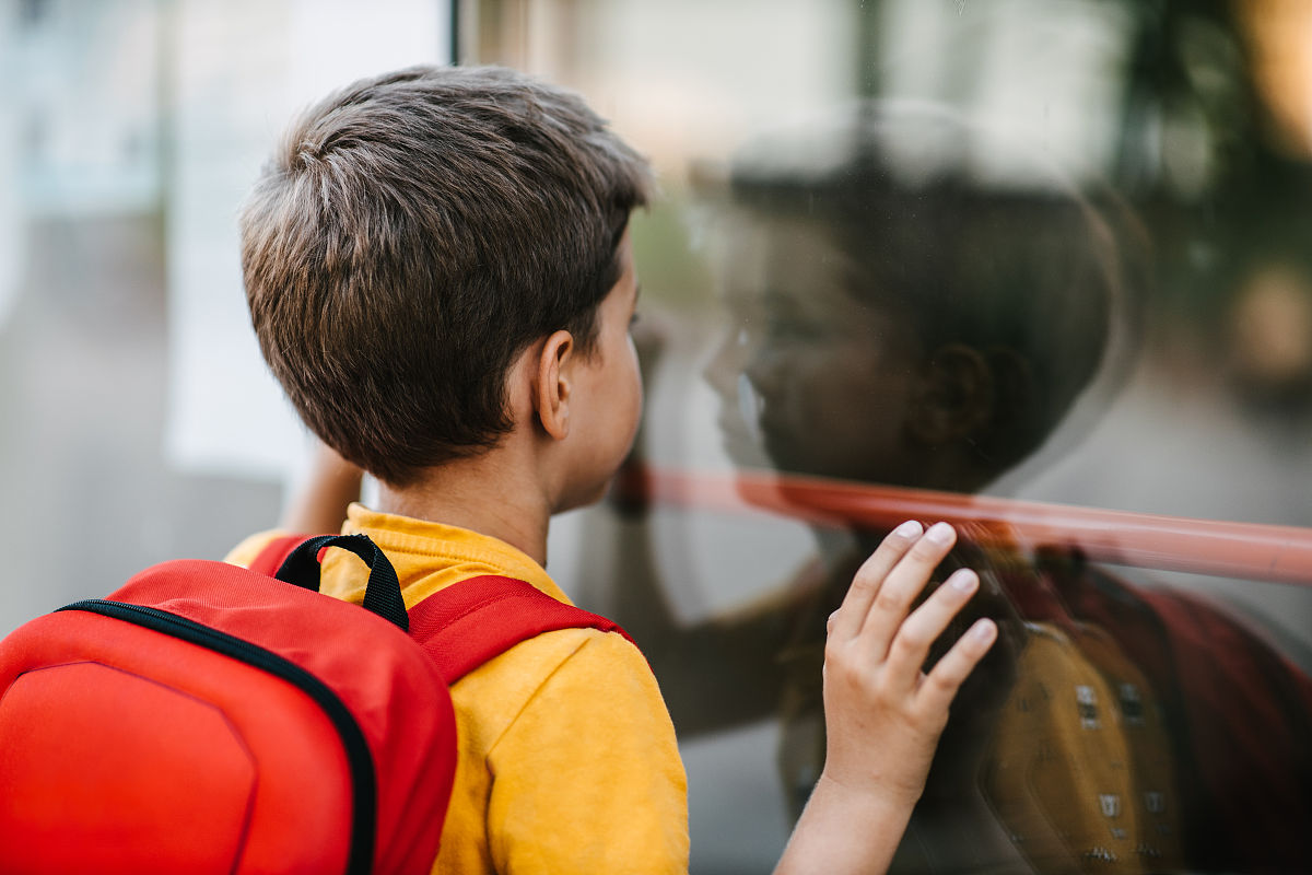 男生在贵阳铁路专业学校学什么专业好!