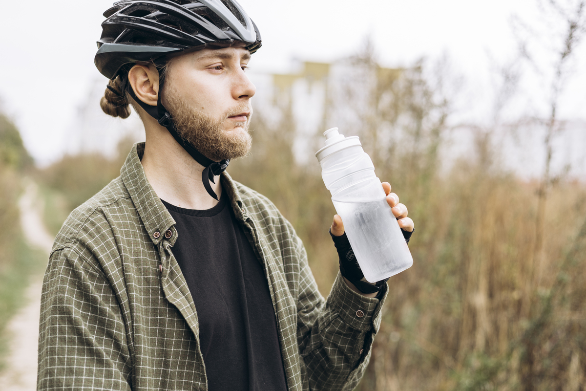 早上喝一大杯水的好处