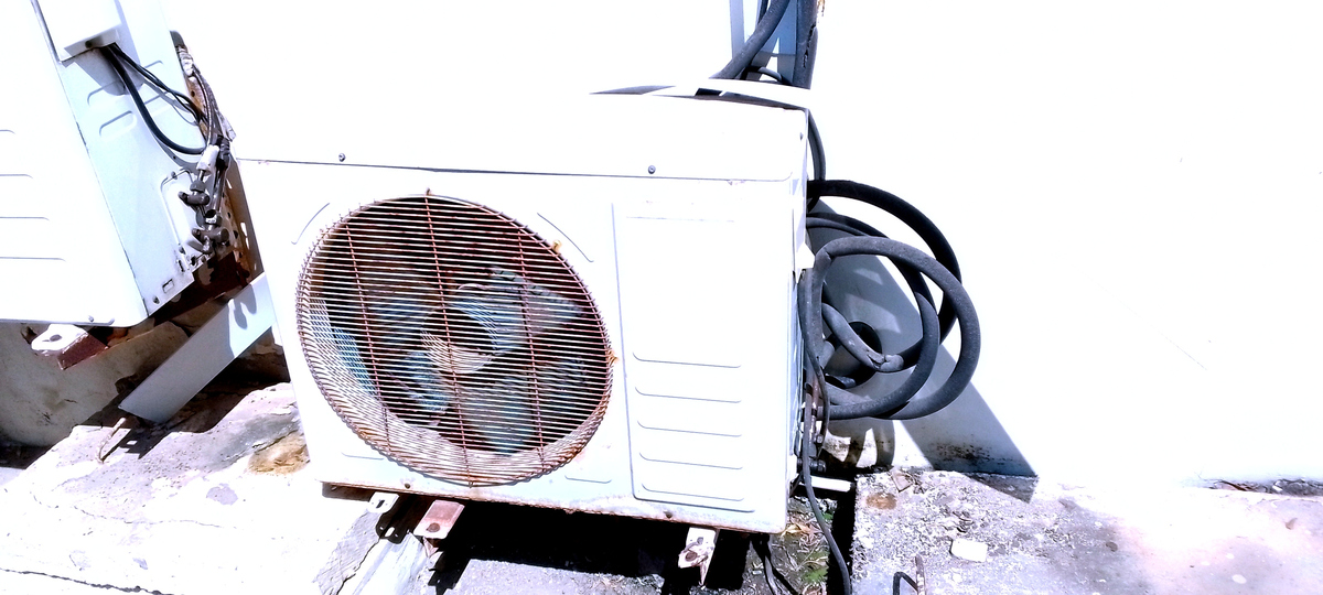 空调外机不工作？可能是电脑版通讯故障！