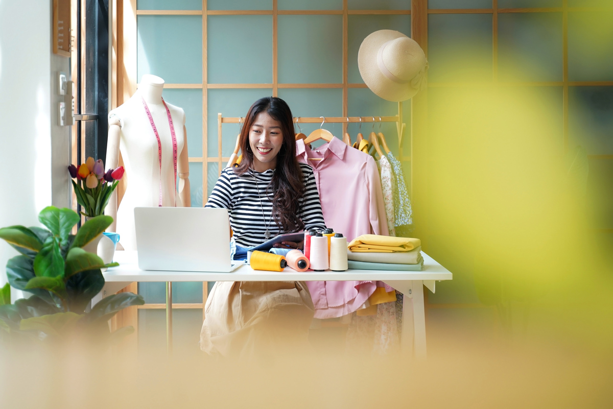 服装与服饰设计专业就业前景好吗？深度解析行业发展趋势