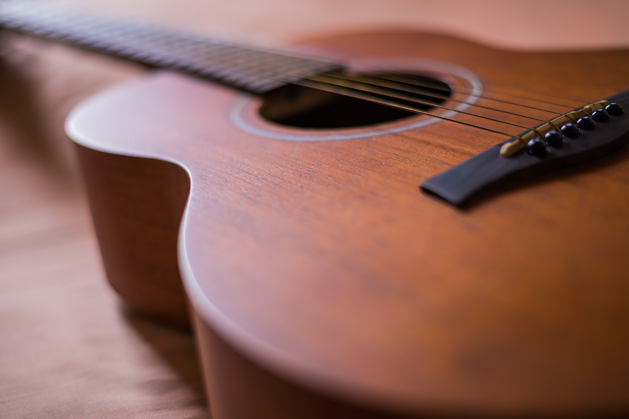 高中音乐鉴赏模块的学习可以帮助学生品鉴音乐的雅俗。使学生的审美感知能力得到内化提升，陶冶情操，丰富情感内涵。