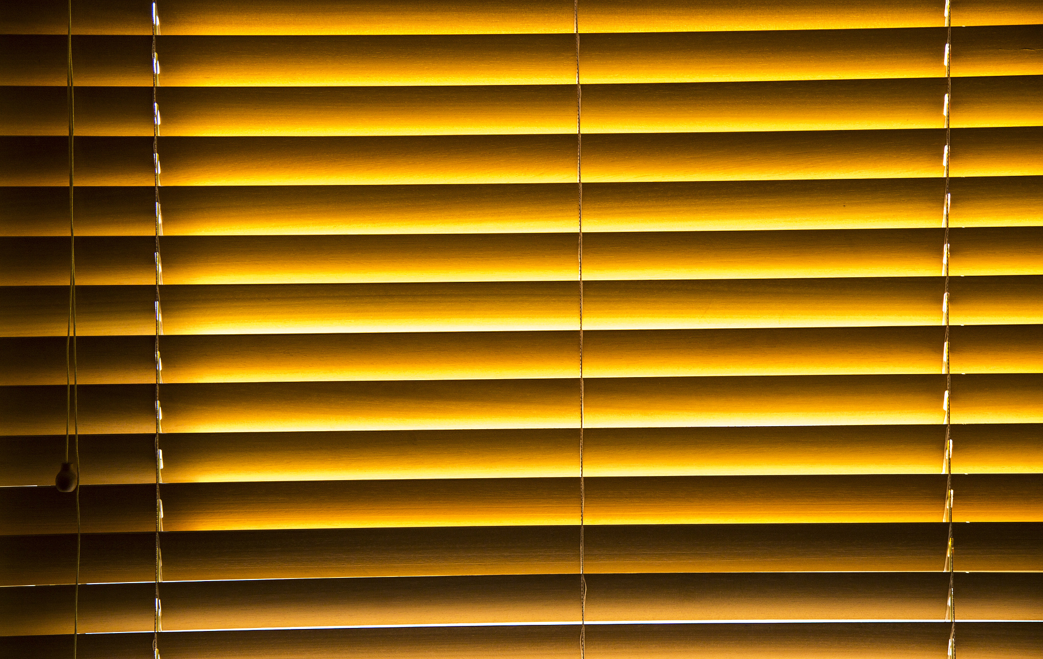 百叶窗帘安装指南：测量、材料、安装、清洁和安全