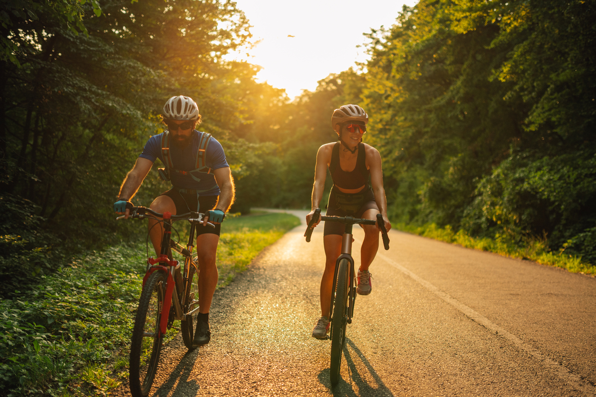 骑行舒适度影响因素：从自行车到服装，全方位解析