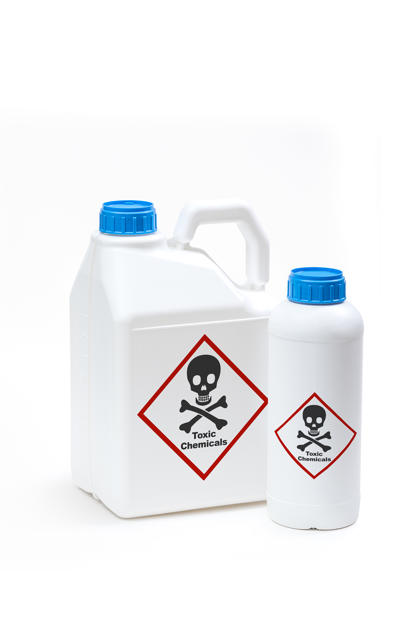 请翻译在清洁修理期间我们和工人以及船员保持了电话联系并对清洁措施提供了相应建议。根据船员消息在清洁完毕货舱tanktop后他们打开了bilge well的cover并发现内部已经灌满了燃油。我们建议清洁工人首先清除燃油然后使用混有消油剂浸泡管路并不断更换被污染的消油剂直到内部不再有油花然后在清水冲洗。所有污油水需送岸处理。我们与7月27日登轮检验时发现billge well内部已经清洁没有明显油花