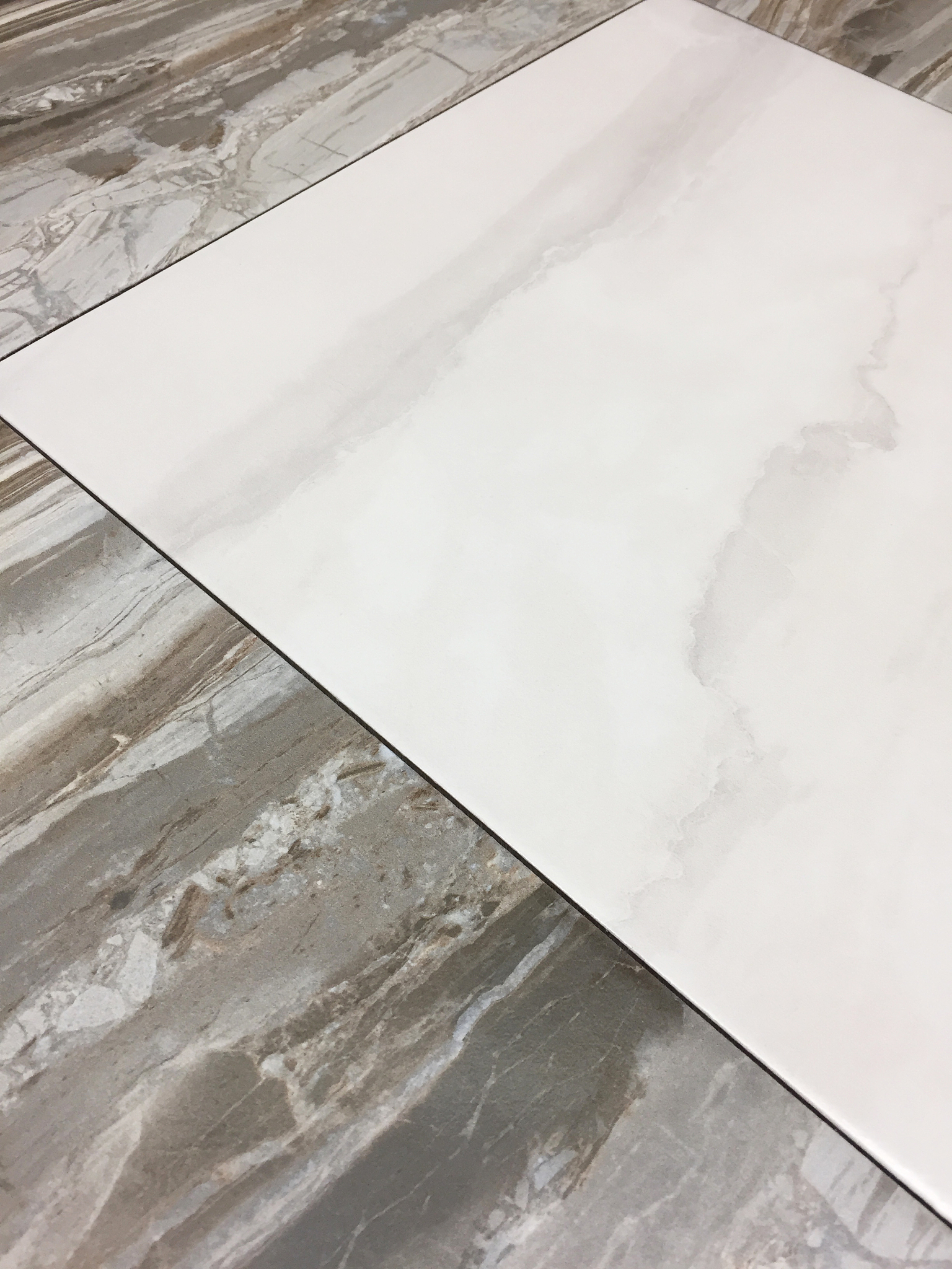 诺贝尔瓷砖色系