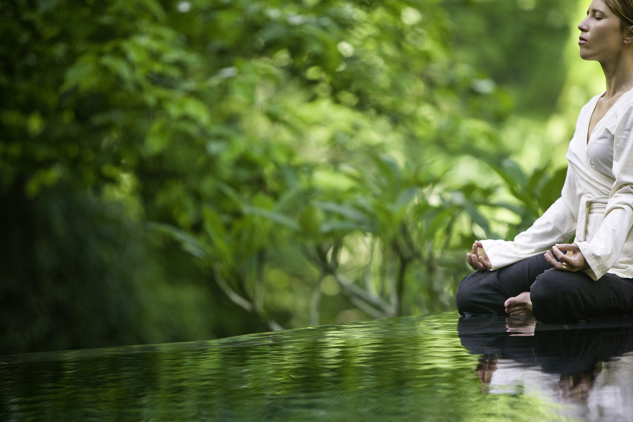 取10个关于养生方面的名字