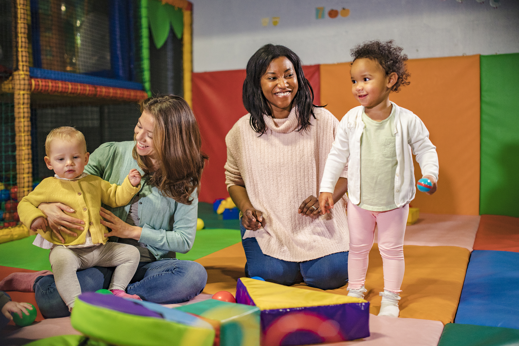 Kinderzimmer Wandaufkleber: 5 Gründe für süße Tier & Sterne Deko