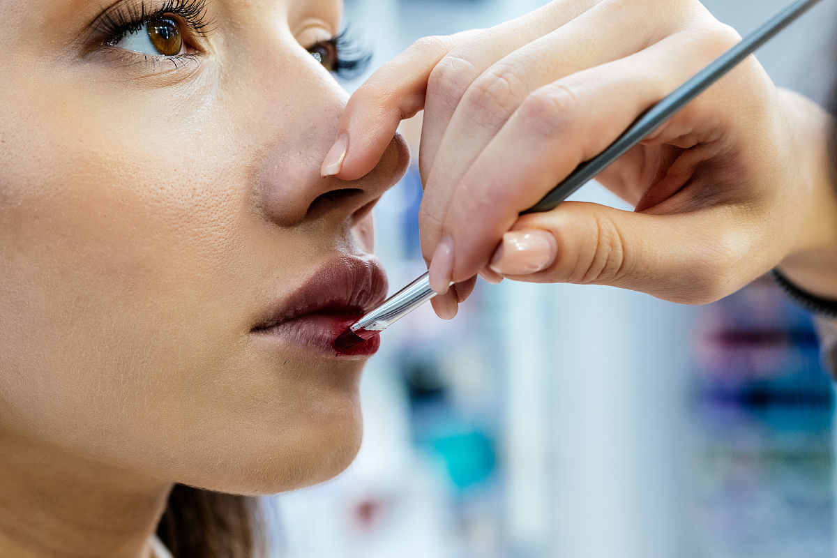 美容保健专业培养目标：培养专业人才，引领行业发展