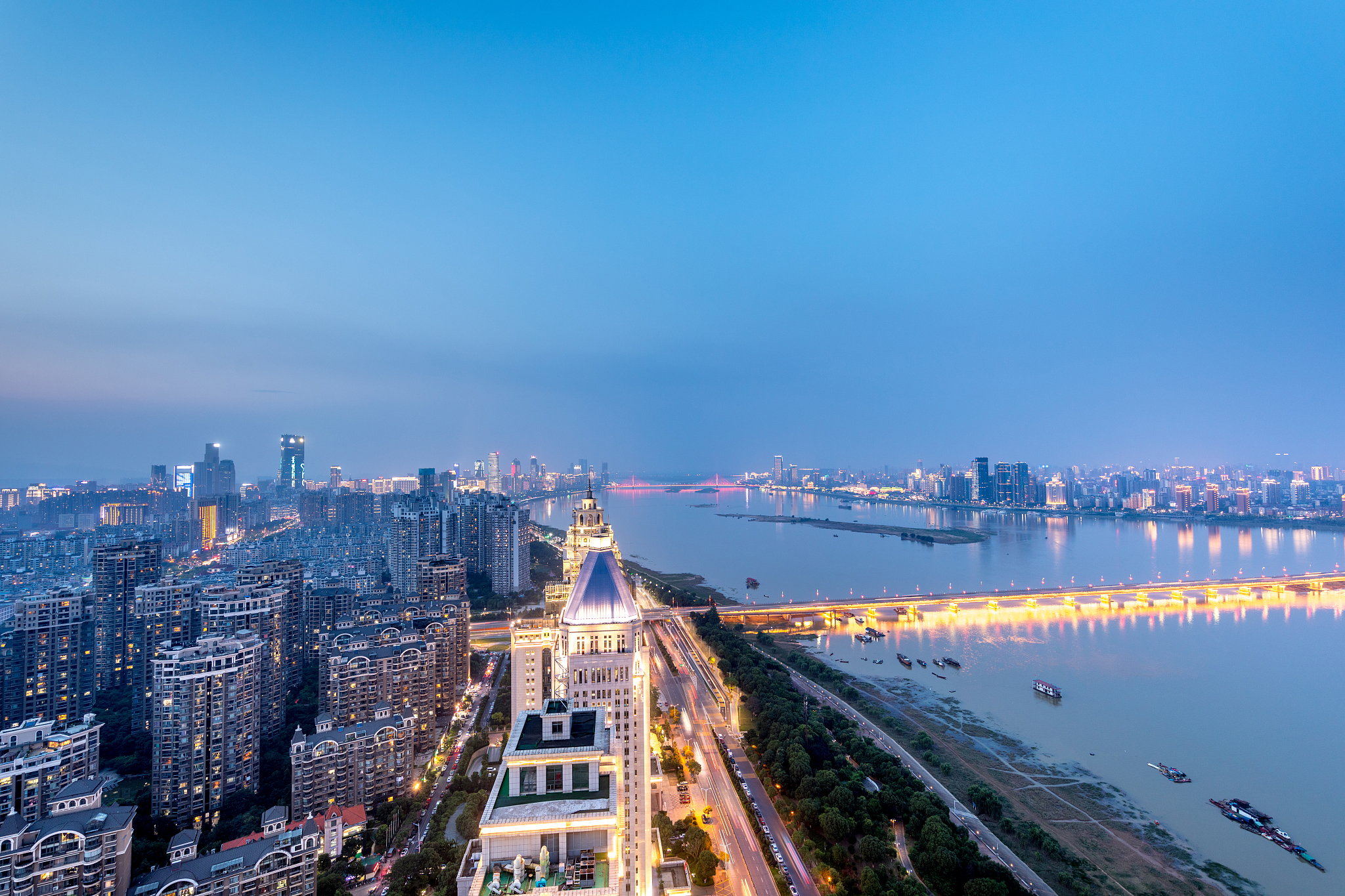 南昌赣江夜景
