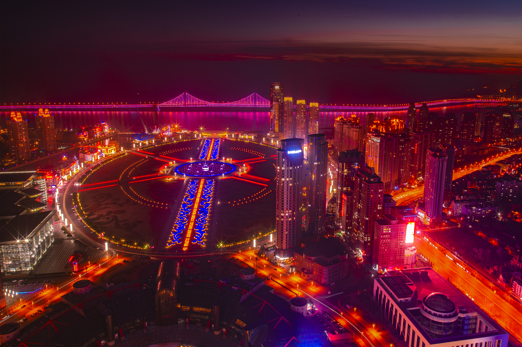 辽宁省大连市星海广场夜晚风光