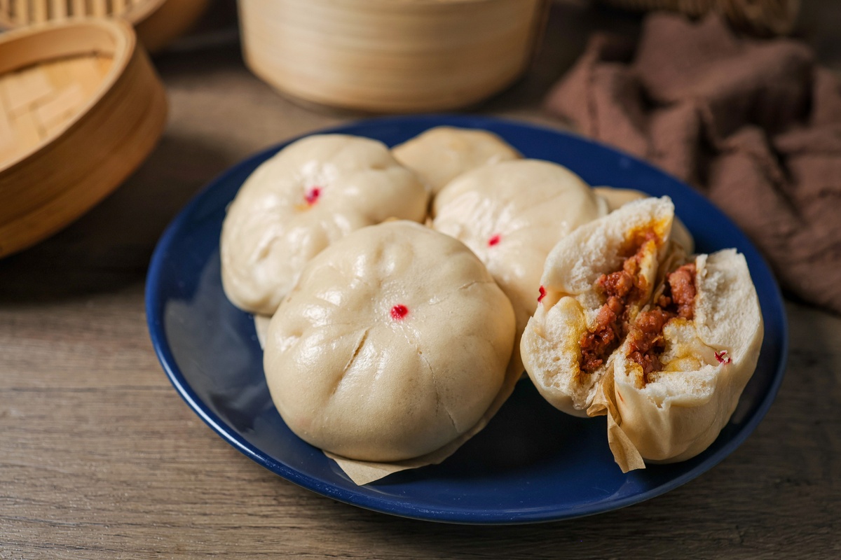 包子：香气四溢，口感绵软，感受传统美食的魅力