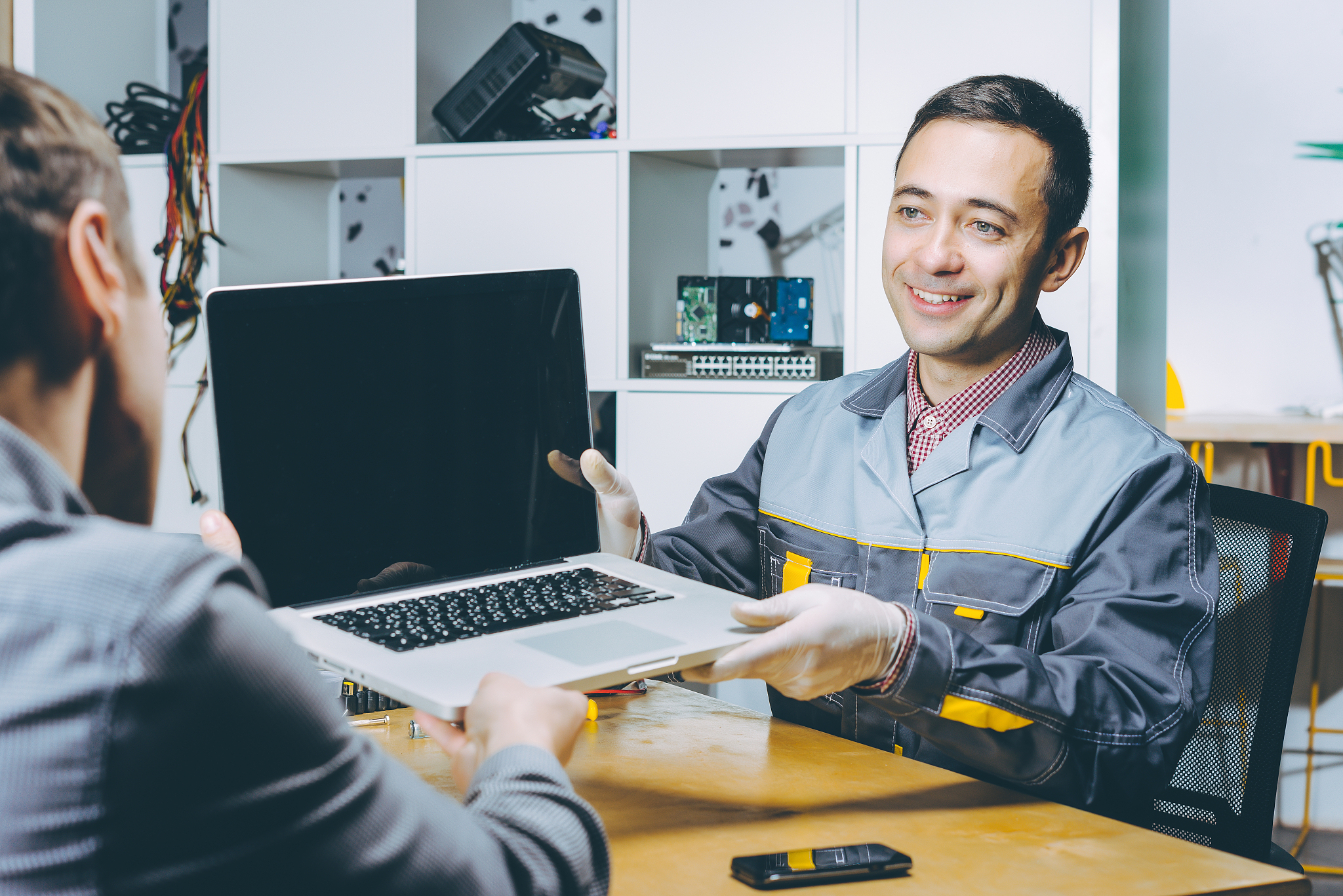service repair electronics