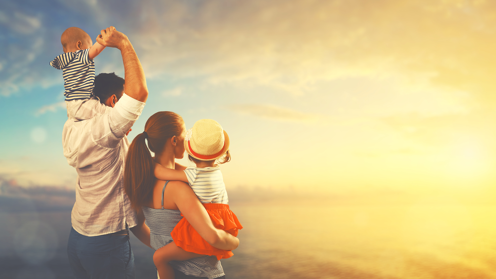 温馨的家：平凡生活中的幸福