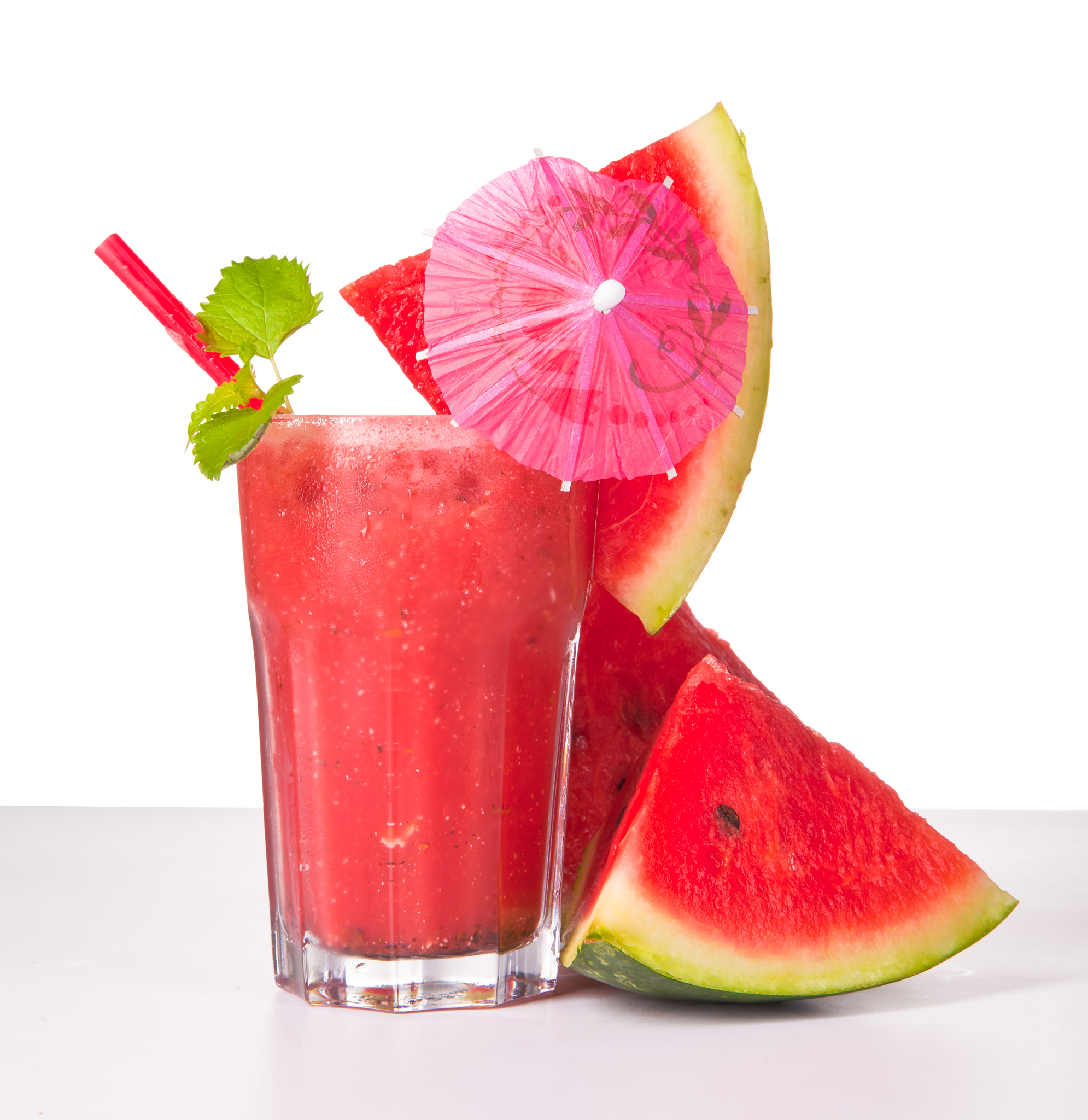 手打西瓜汁的做法 - 夏日清凉解暑必备