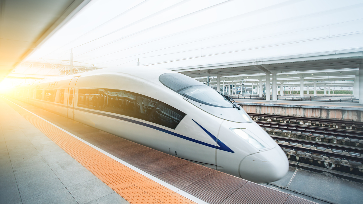 重庆轻轨高铁专业招生 | 高速铁路专业人才培养基地