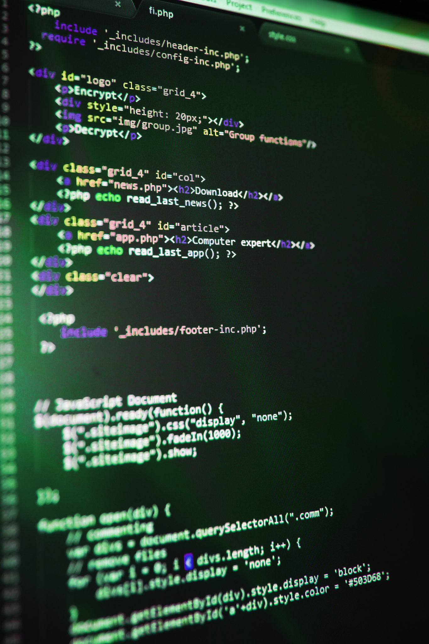 Java 循环判断整数数组元素值：for循环和while循环示例