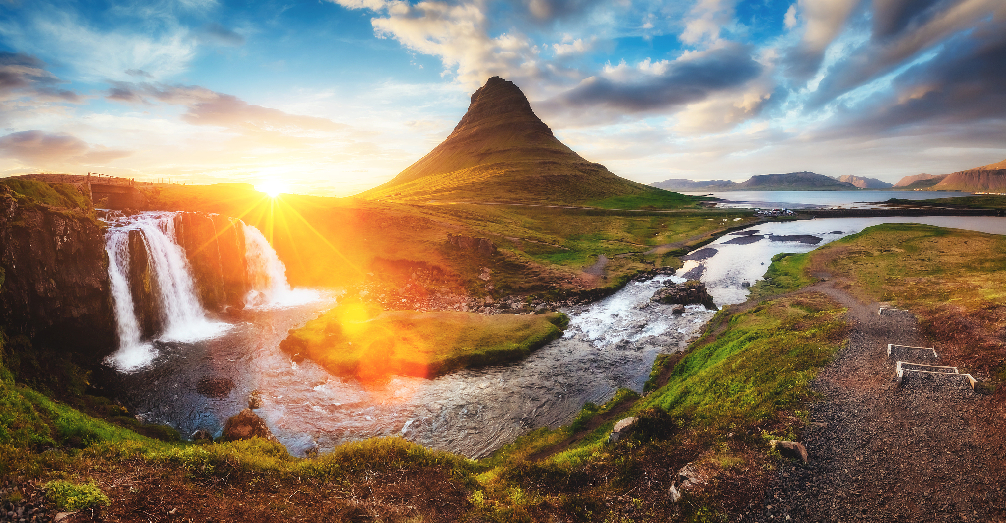 fantastic evening with kirkjufell volcano the coast of snaefells