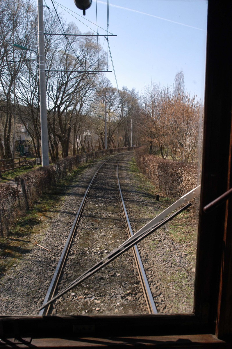 实景铁轨：电影制作中的真实场景