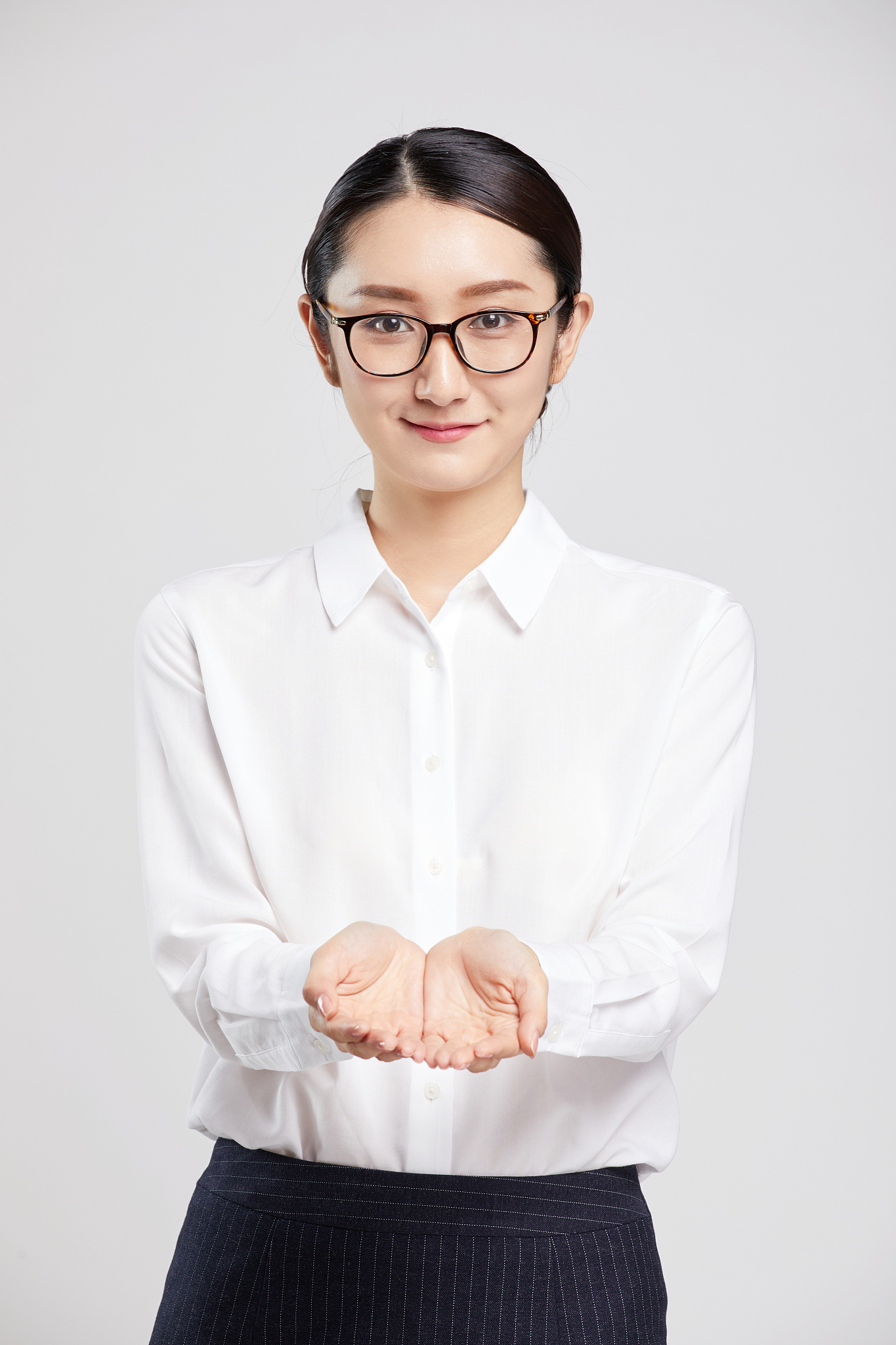 初中女生比较吃香的十大职业 高收入还轻松的工作