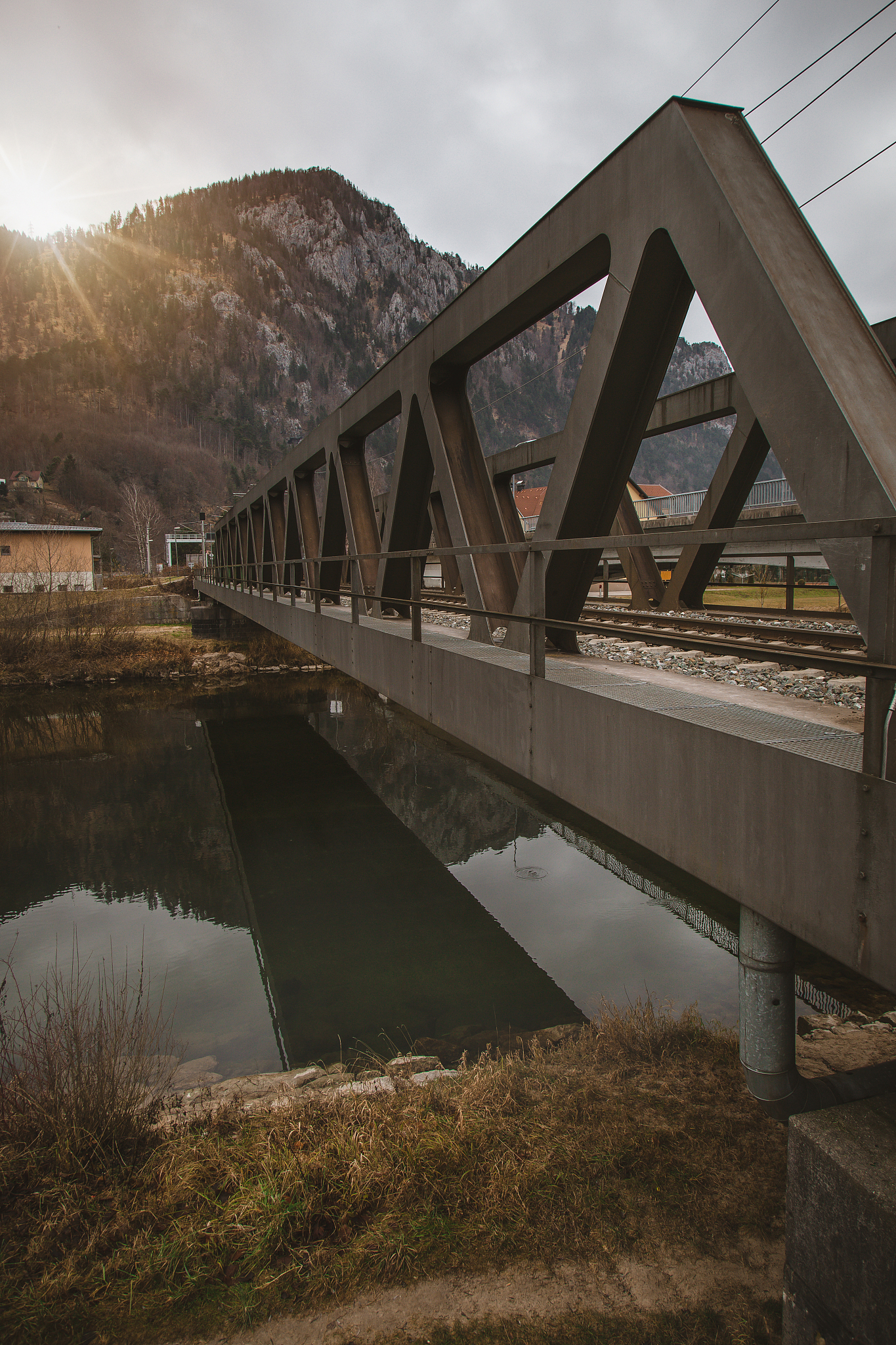 云南安宁市有铁路学校吗？- 培养铁路人才的摇篮