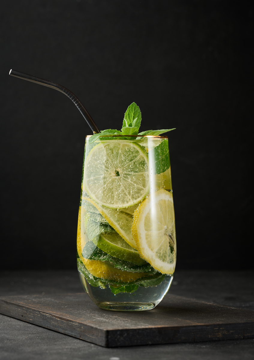 酸酸甜甜小青柠茶的做法_糖渍小青柠加柠檬炎炎夏日来一杯酸酸甜甜小青柠茶去火又甜蜜！