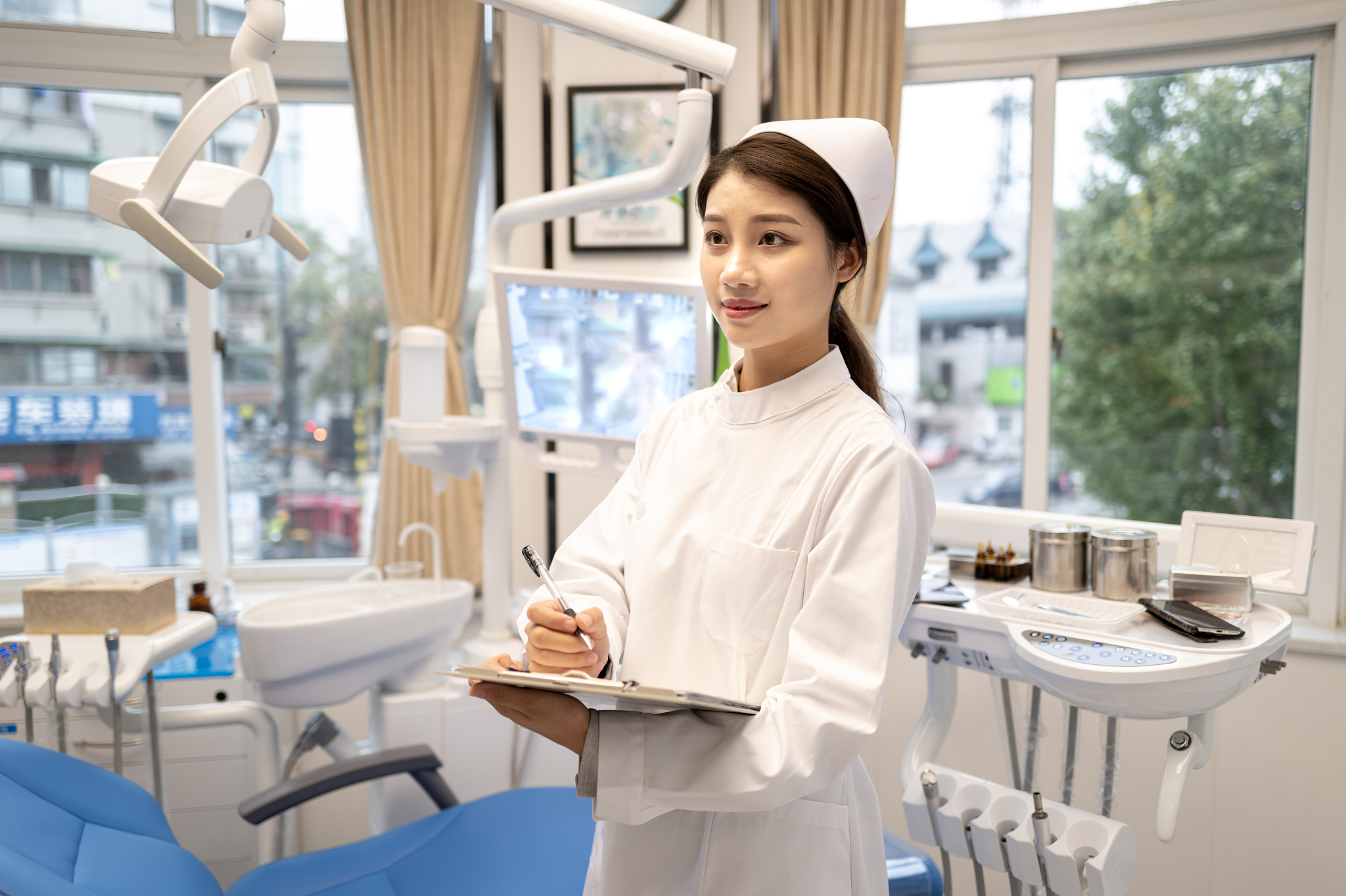 浙江招收卫校口腔专业学生吗用