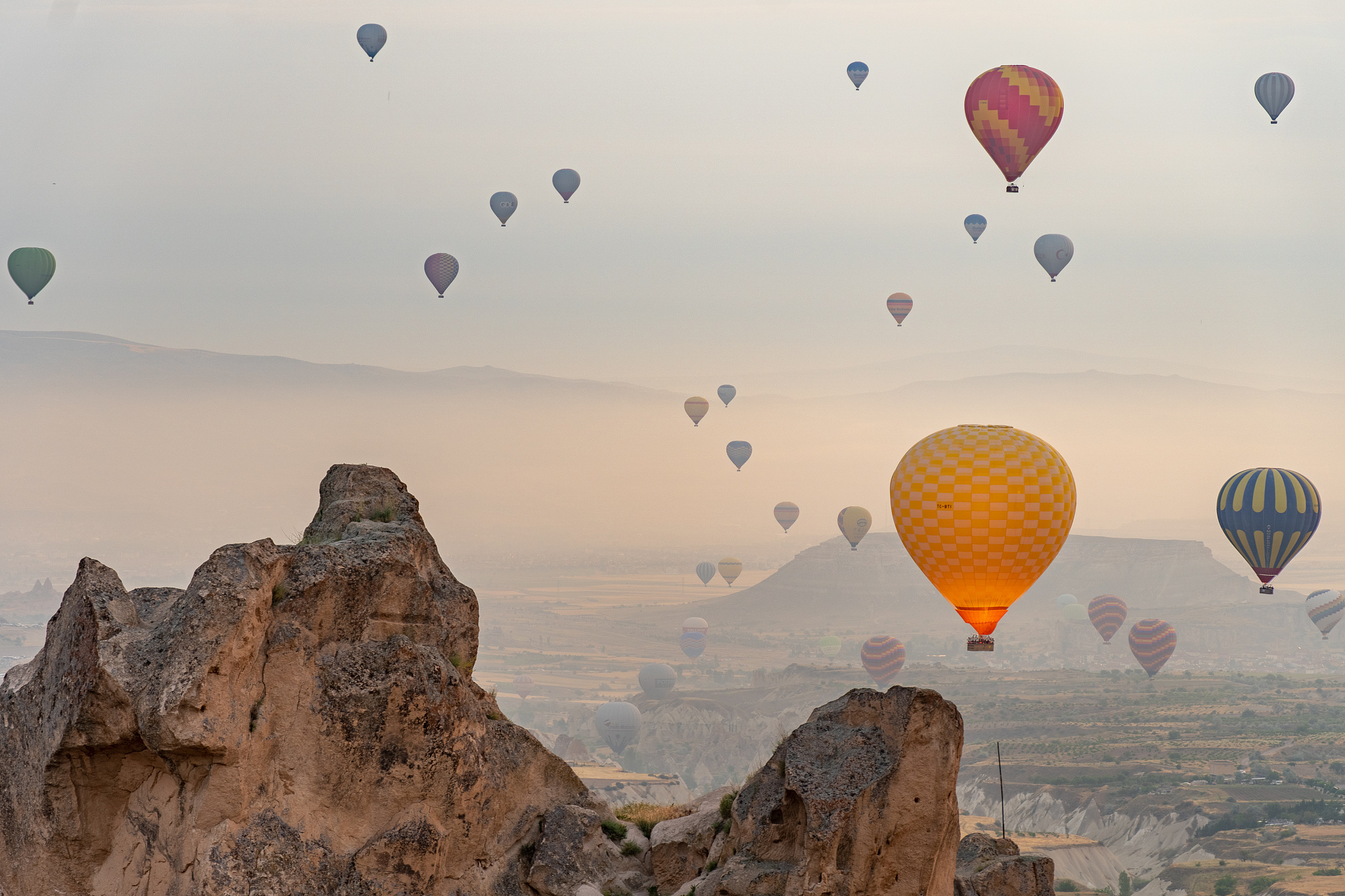 watching the hot air balloons in cappadocia