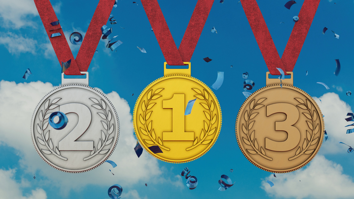 描述2008年北京奥运会A国的运动员参与了n天的决赛项目1≤n≤17。现在要统计一下A国所获得的金、银、铜牌数目及总奖牌数。输入第1行是A国参与决赛项目的天数n其后n行每一行是该国某一天获得的金、银、铜牌数目。输出4个整数为A国所获得的金、银、铜牌总数及总奖牌数。输入描述输入n＋1行第1行是A国参与决赛项目的天数n其后n行每一行是该国某一天获得的金、银、铜牌数目以一个空格分开。输出描述输出1行包括