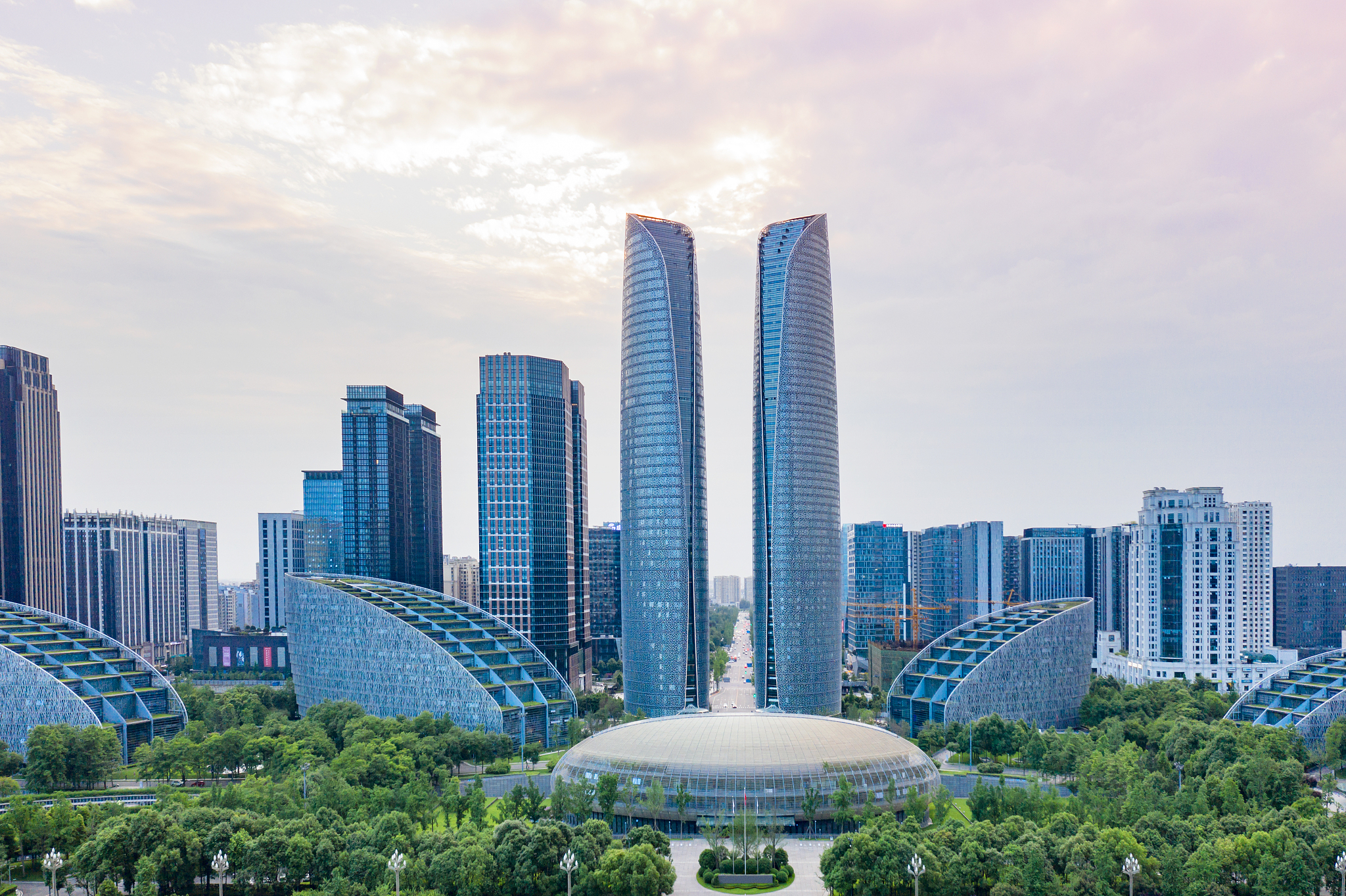 成都学什么比较有前途用发散性