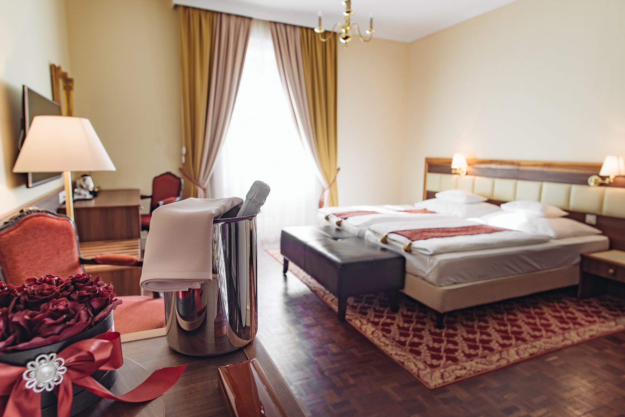 高性价比酒店推荐：干净舒适服务周到