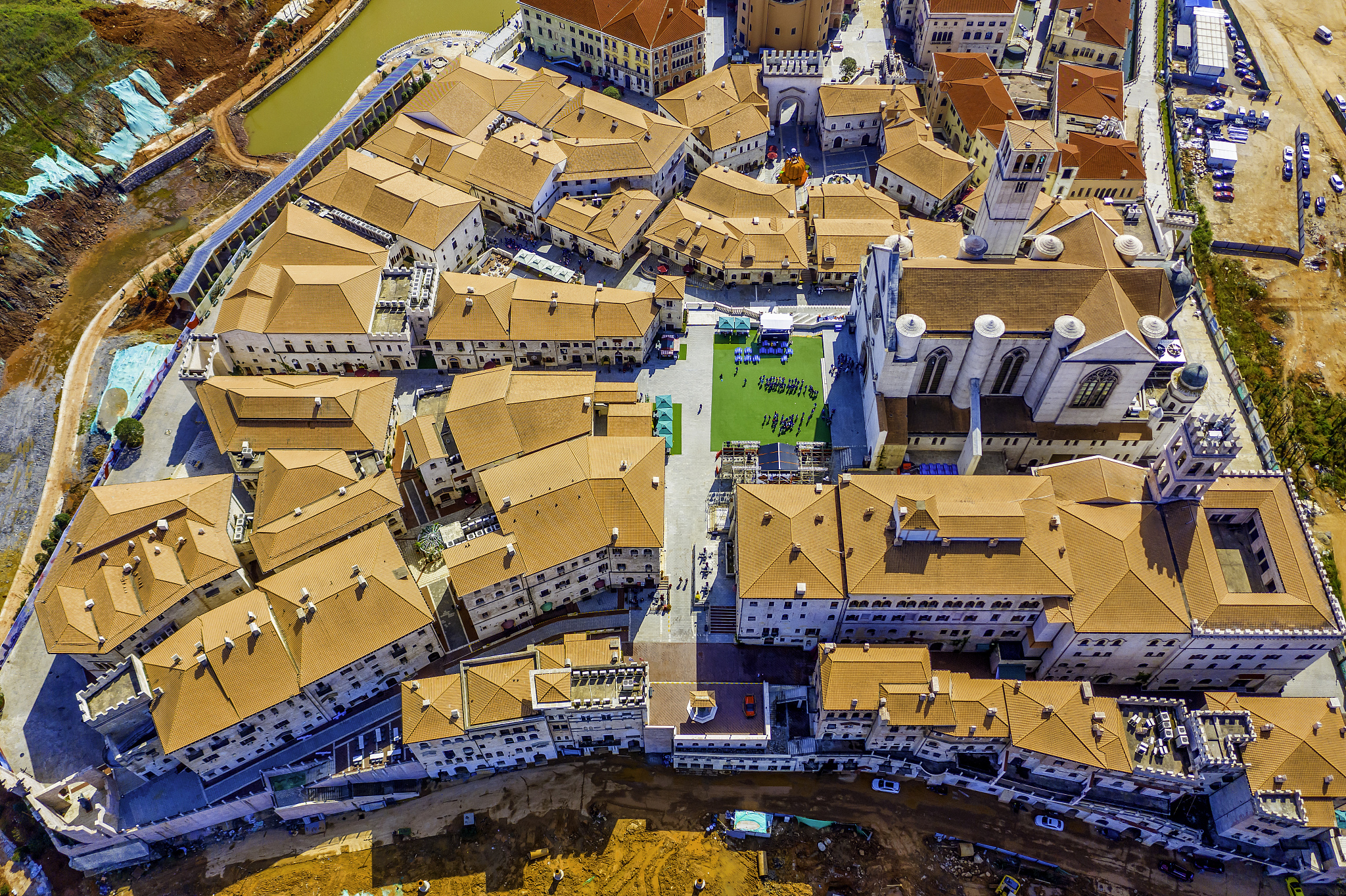 杨柳青古镇旅游规划：保护、功能协调、业态植入、交通组织和空间优化