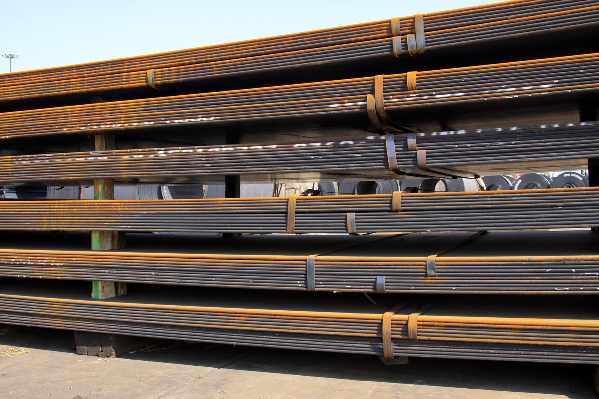 厚钢板重量计算：3个厚钢板一平方米多少公斤？