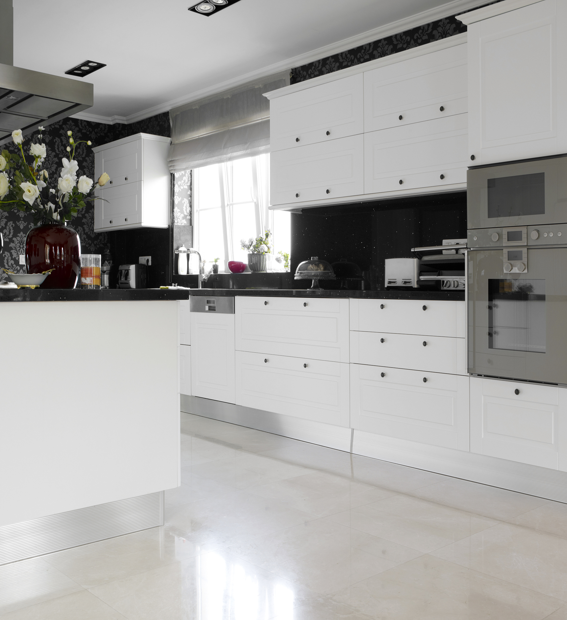 瓷砖报价查询平台推荐：阿里建材、京东家居、苏宁易购等