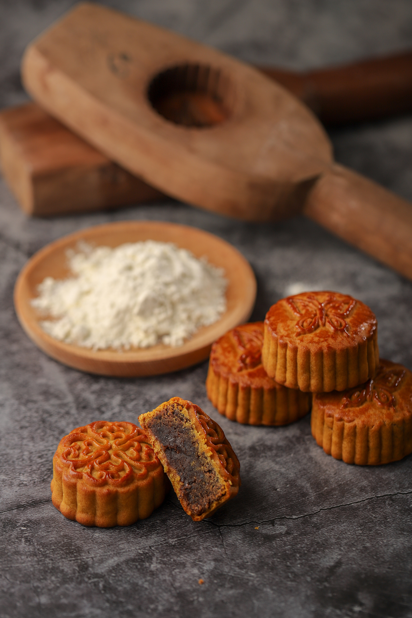 中秋节送礼佳选！燕麦月饼买二送一！