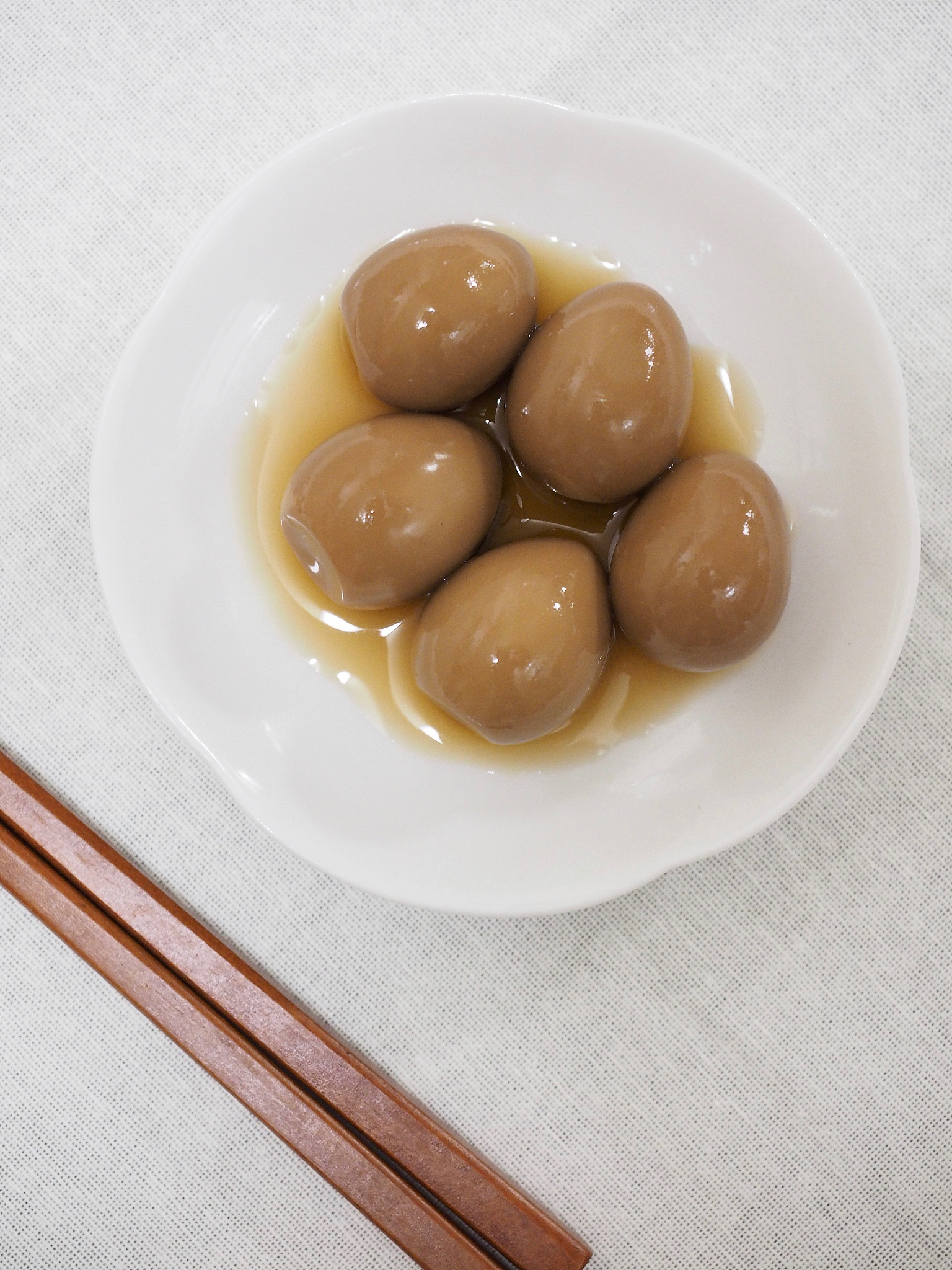 五香鹌鹑蛋怎么煮，