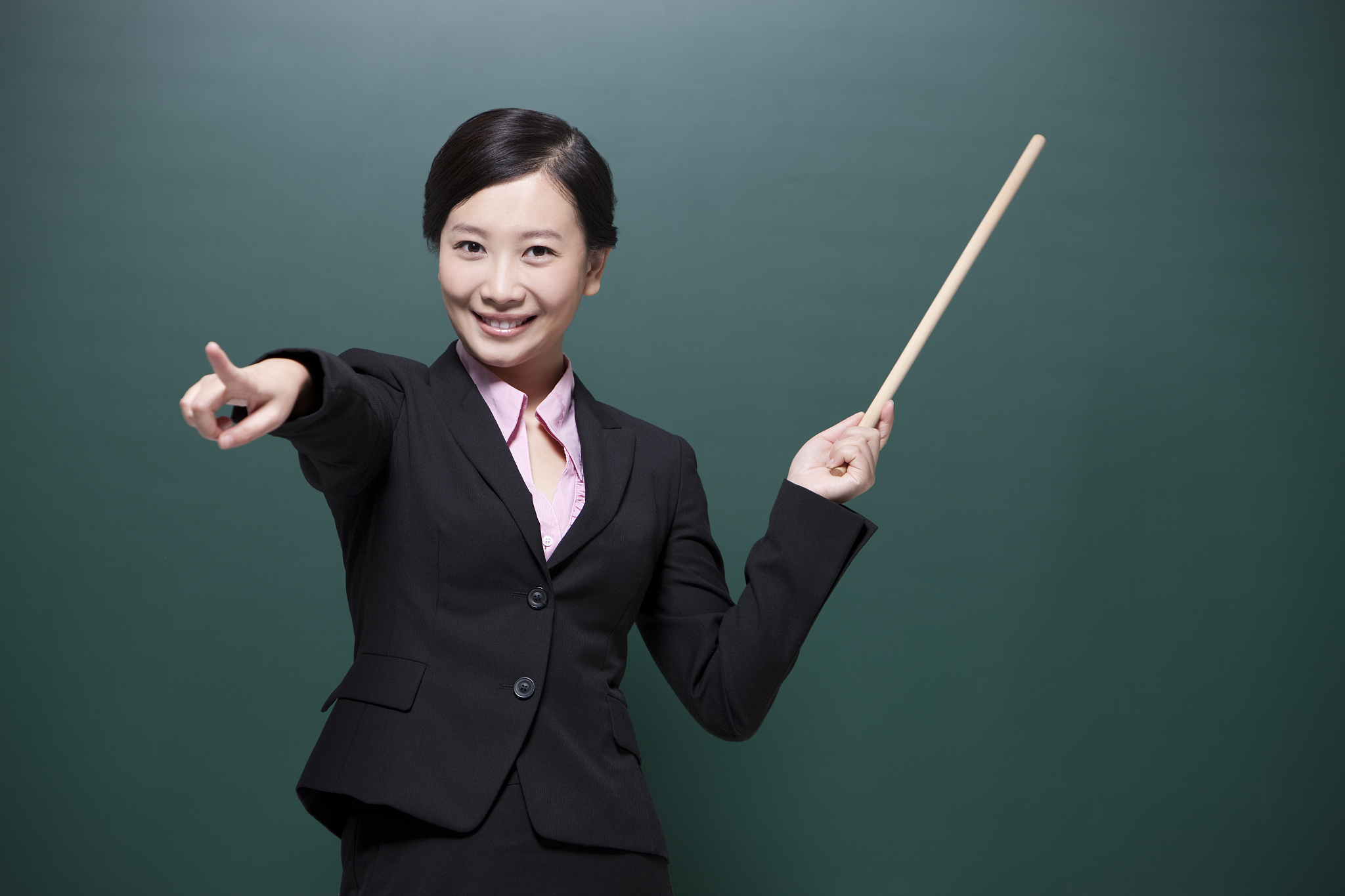 烟台技校专业推荐：女生选什么专业好？